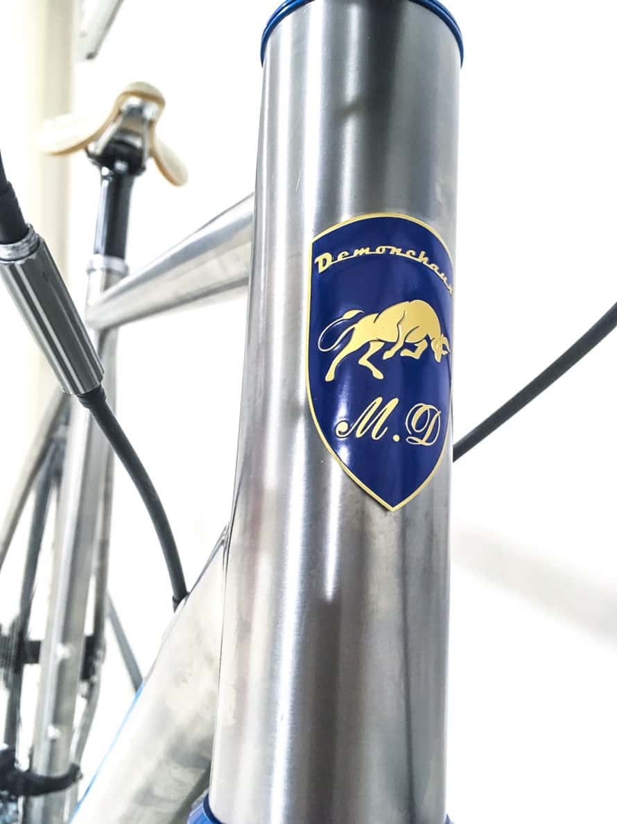 dmcx_head_badge_bull
