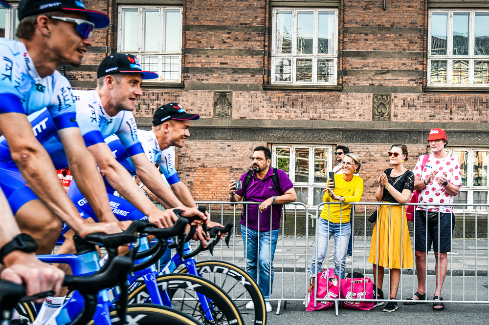 Team BikeExchange Giant Tour de France 2022 presentation