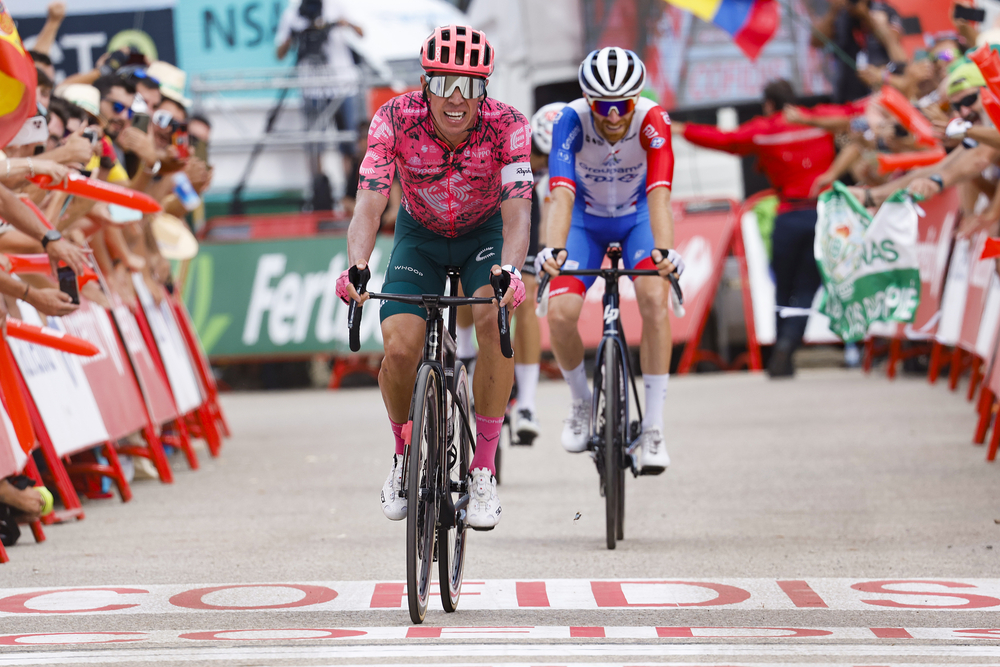 Rigoberto Uran winning Stage 17 of La vuelta a Espana 2022