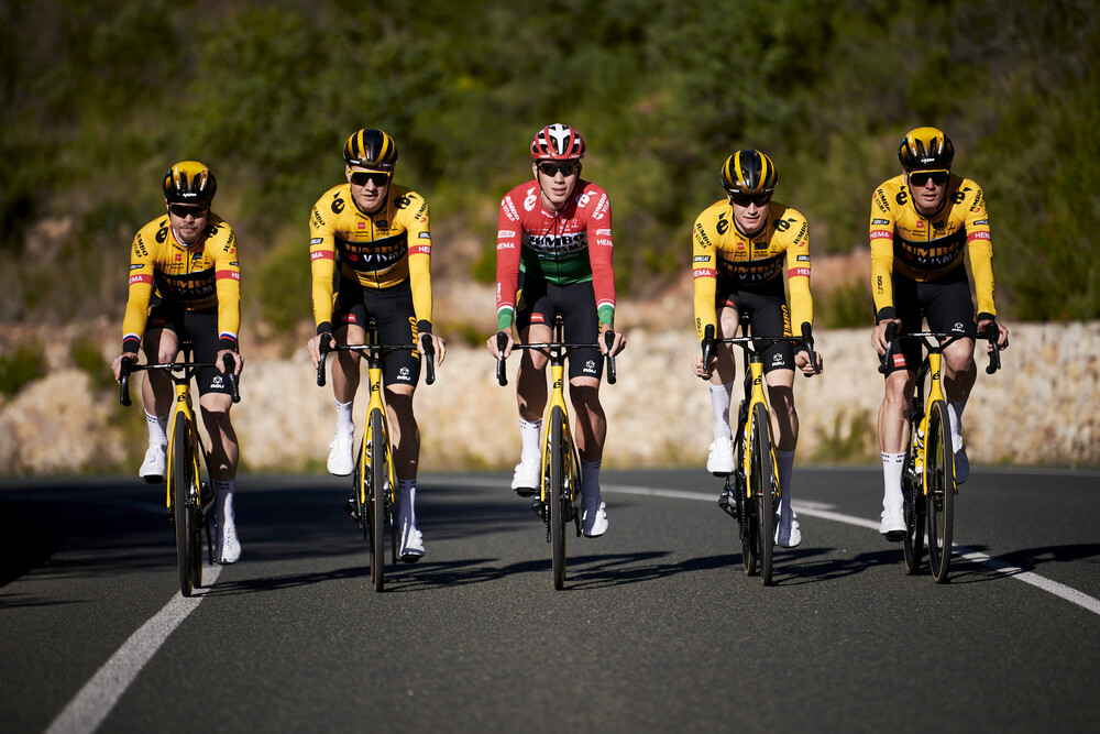 Five new riders of Jumbo-Visma 2023 men. Valter, Tratnik, Van Baarle, Kelderman, and Gloag on their bikes