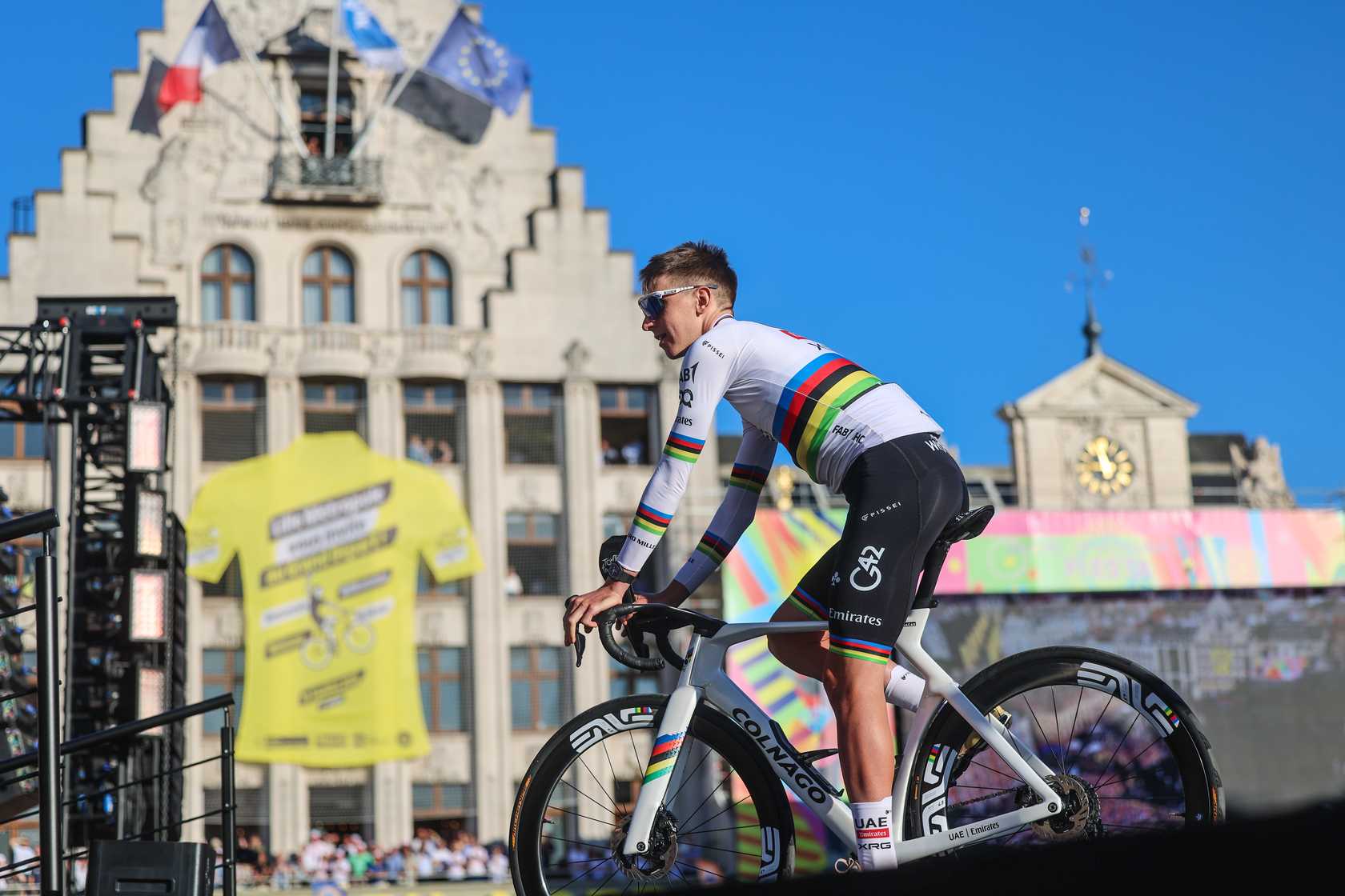 tadej Pogacar Tour de France 2025 Colnago