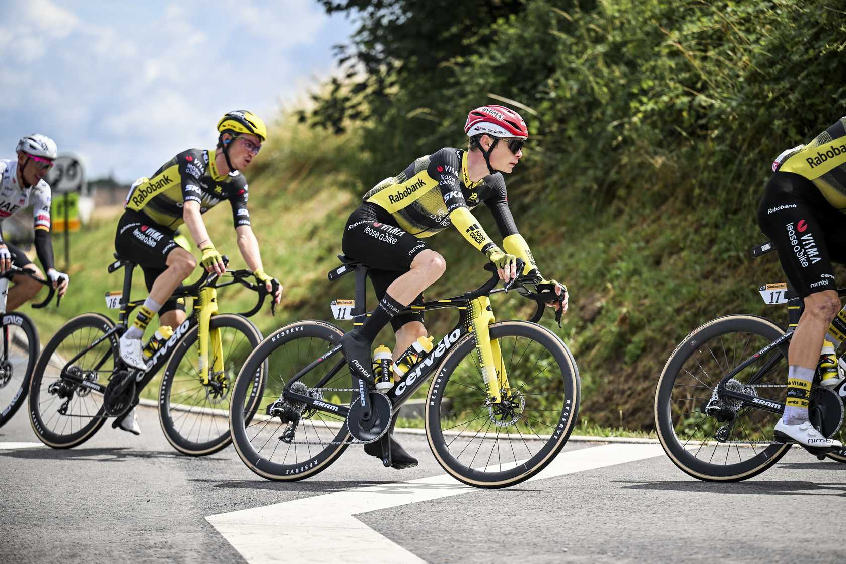 Vingegaard on Size 51 Cervelo S5 on tour de France